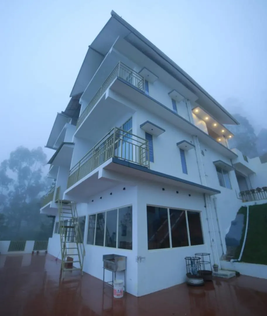 Sky Elanza Hotel Munnar
