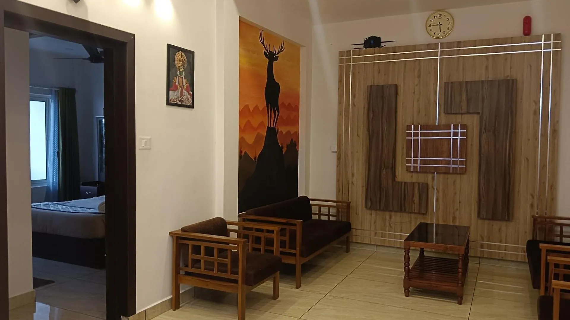 Sky Elanza Hotel Munnar