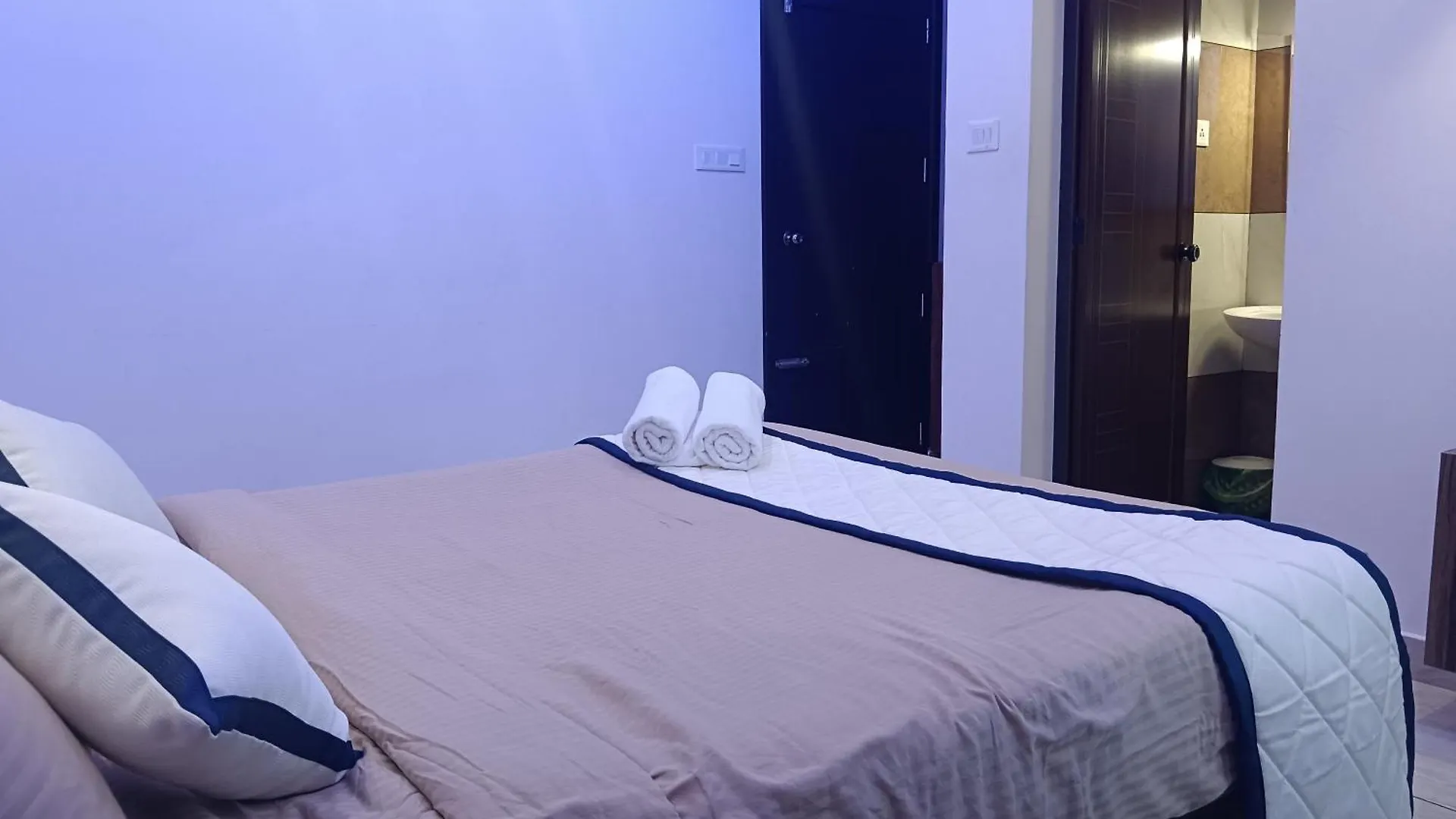 Sky Elanza Hotel Munnar